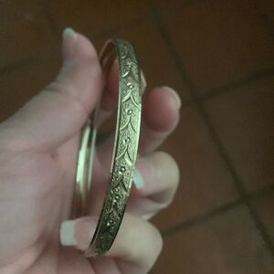 Gold braclet